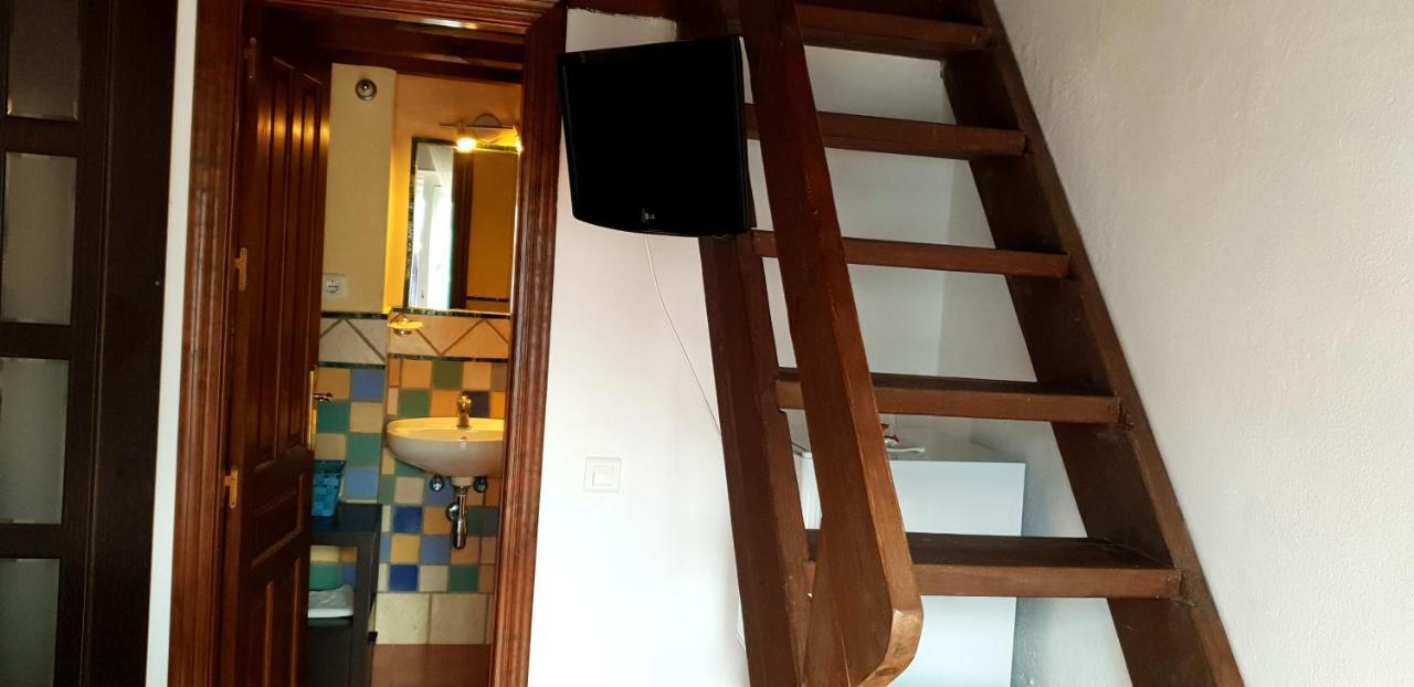 Pillico El Pescador Apartment เอสเตโปนา ภายนอก รูปภาพ